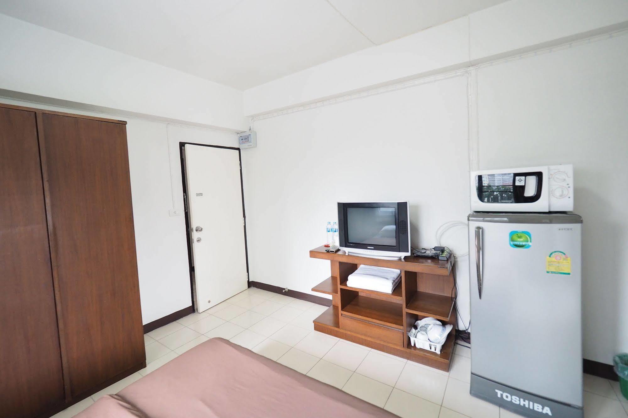 Living Naraa Place Bangkok Exterior photo